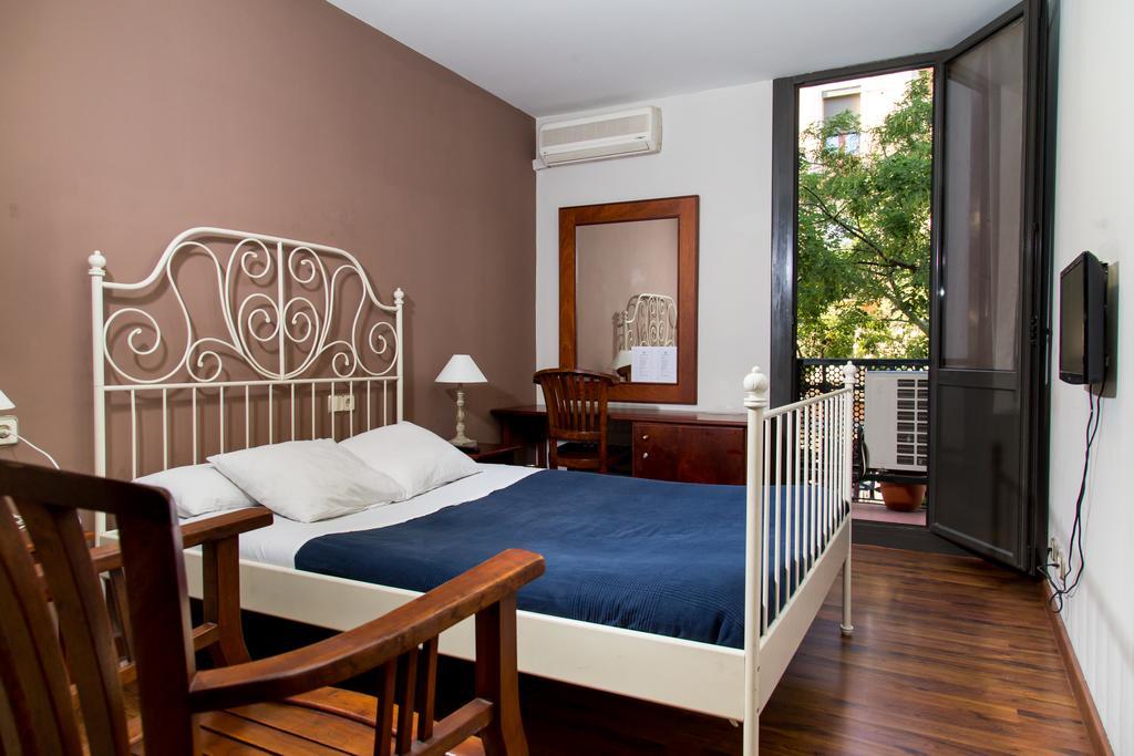 Hostal Lk Barcelone Extérieur photo