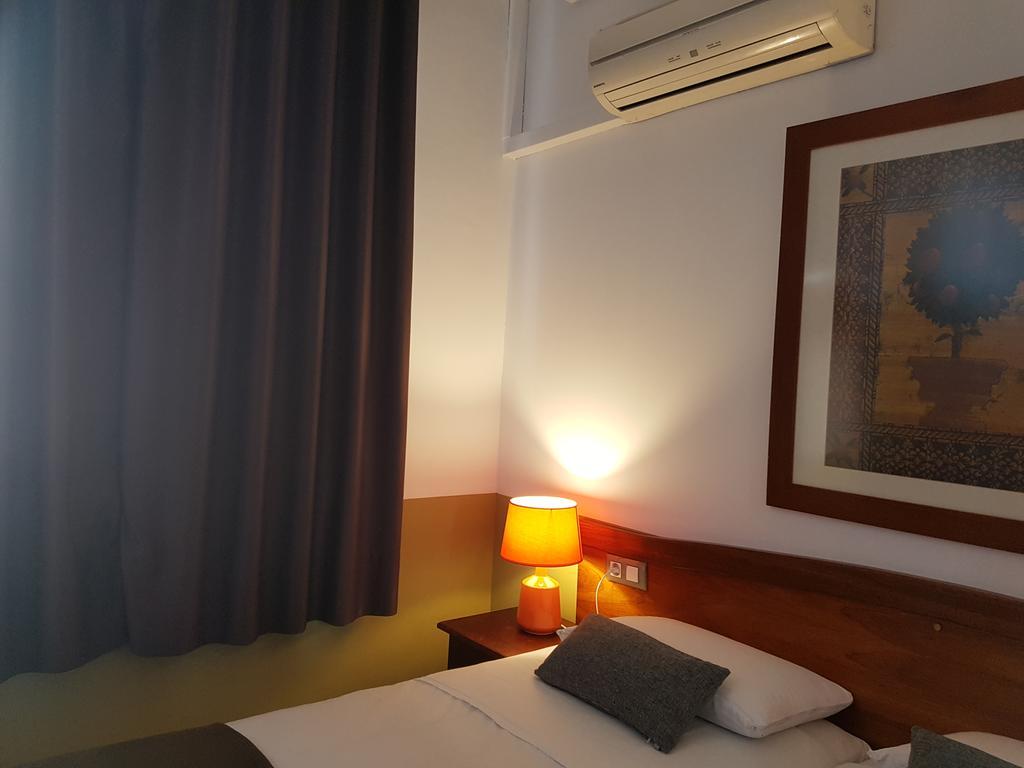 Hostal Lk Barcelone Extérieur photo
